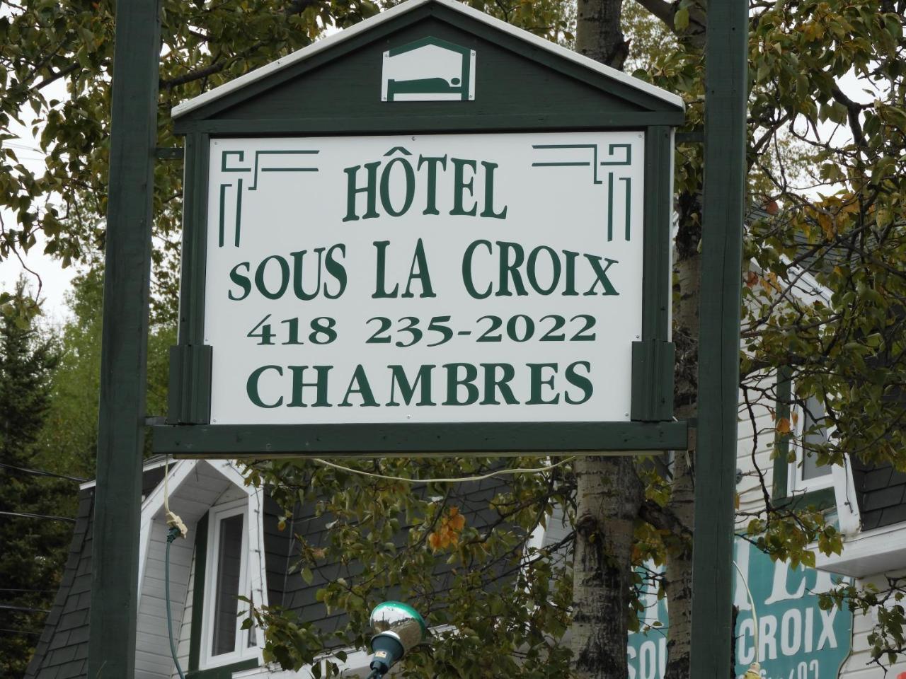 Hotel Sous La Croix 152725 Tadoussac Buitenkant foto